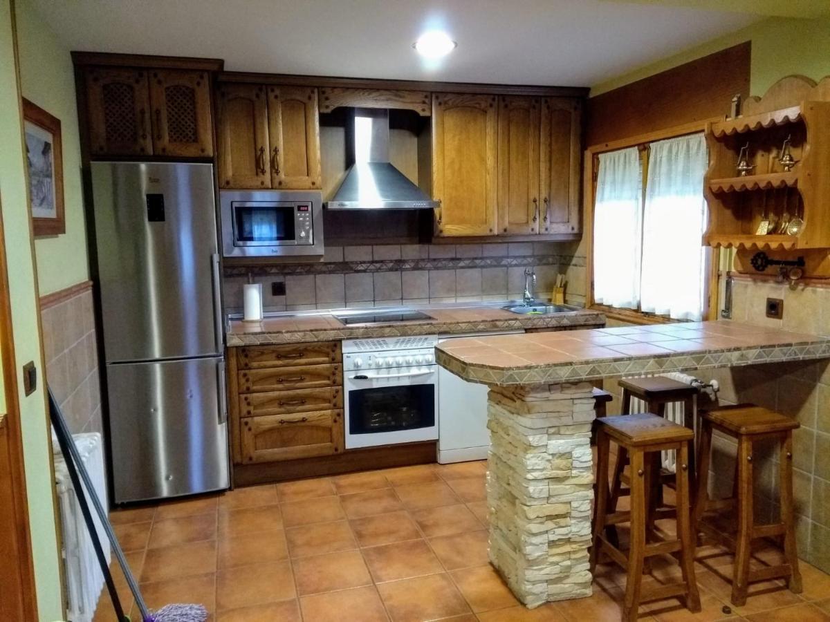 Tinao De Gredos Villa Barajas de Gredos ภายนอก รูปภาพ